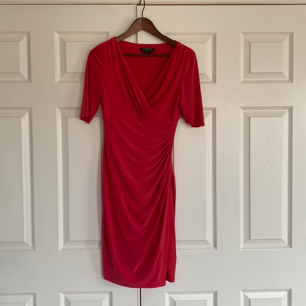 Beautiful and bright 3/4 length sleeve dress